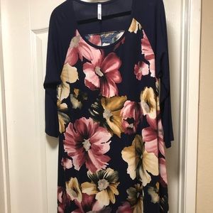 Floral Dress with pockets NWOT